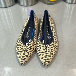 Rothy’s the Point Leopard Print Flats